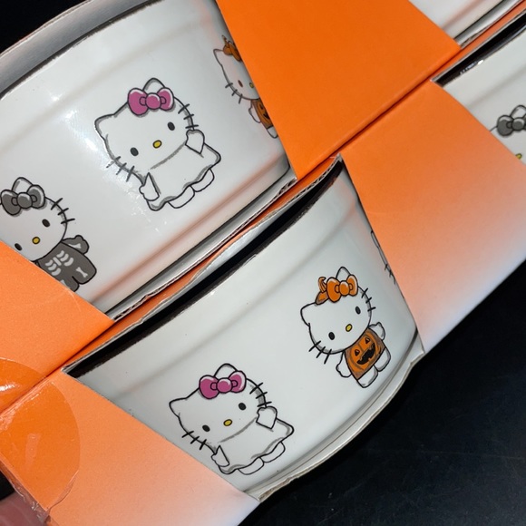 Hello Kitty Halloween Ramekin Set - Picture 4 of 5